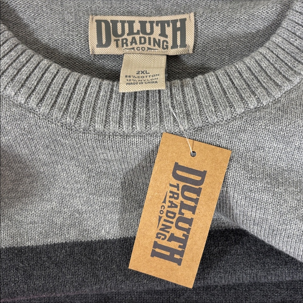 NWT Duluth Trading Co Men's Crewneck Sweater in Gray and Black - Picture 4 of 6